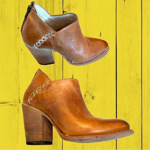 Freebird by Steven heeled bohemian leather booties - Picture 2 of 9